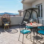 Apartman La Le With Big Terrace *