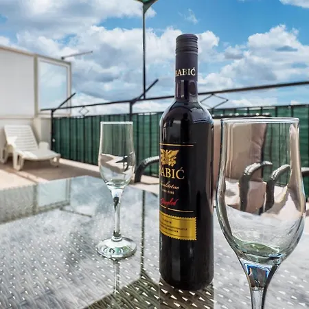 La Le With Big Terrace Appartement