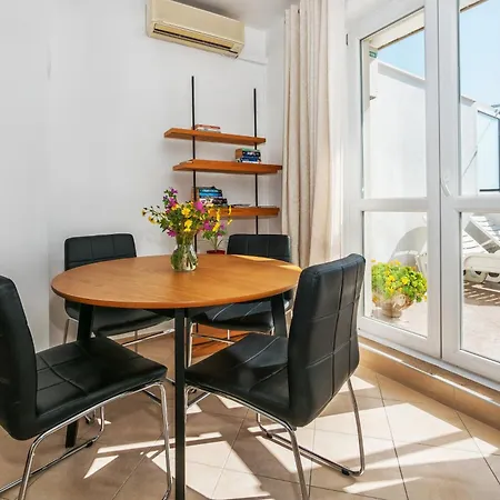 La Le With Big Terrace Appartement *