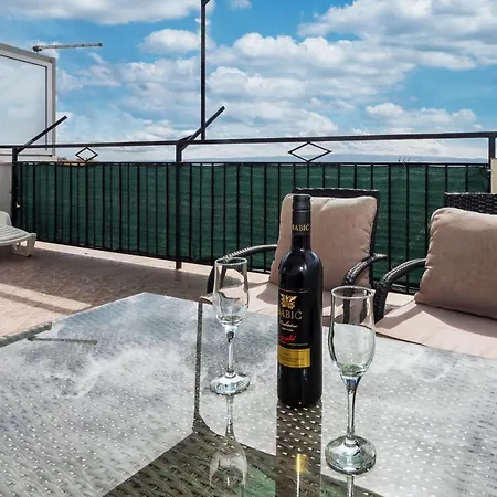 La Le With Big Terrace * Split