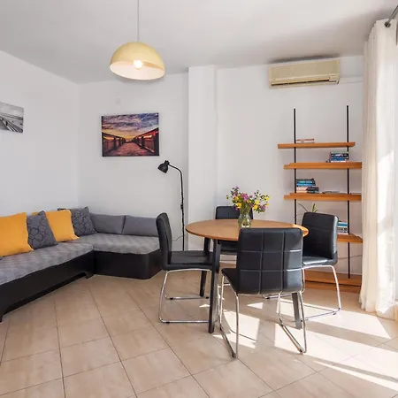 La Le With Big Terrace Apartamento Split