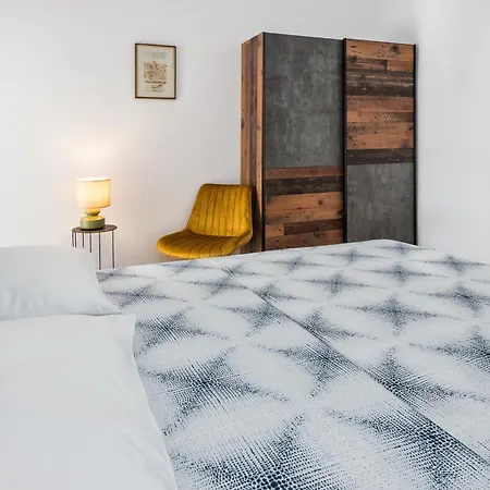 La Le With Big Terrace 斯普利特